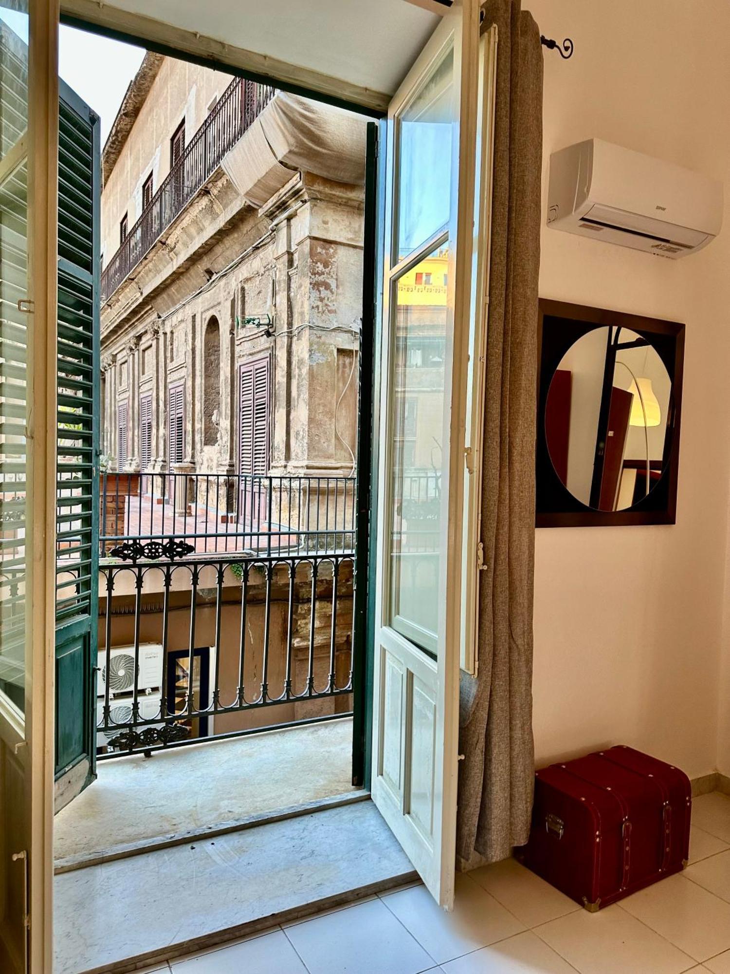 A Un Passo Dal Massimo 2 Apartamento Palermo Exterior foto